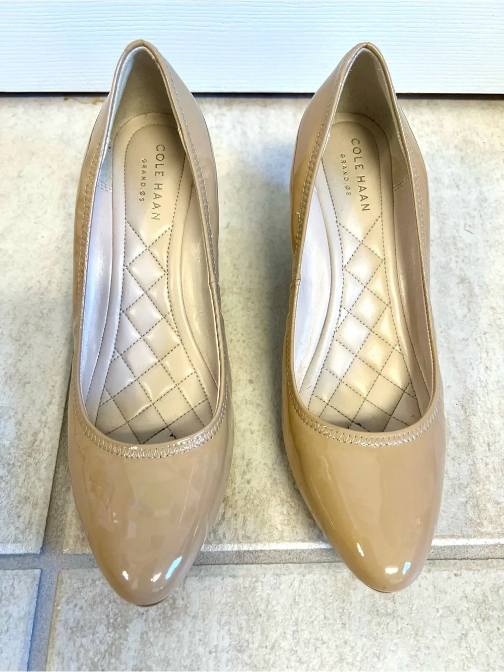 Cole Haan Grand.OS Patent Leather Nude Beige Wedge Pumps Almond Toe Women’s 7B